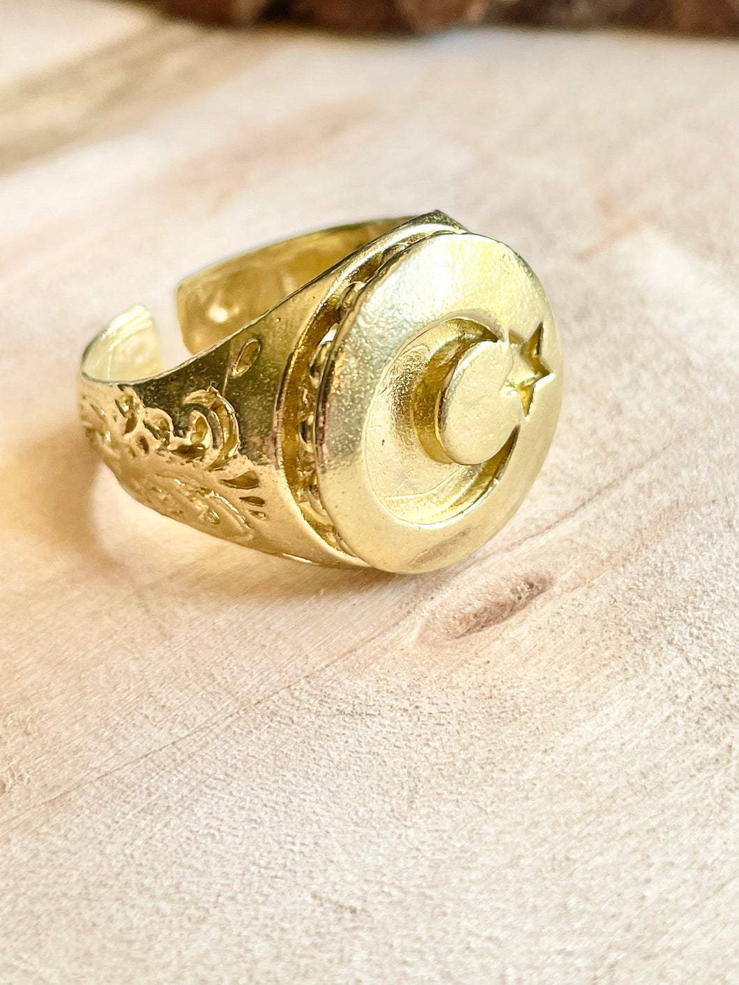 Selene brass ring - variation
